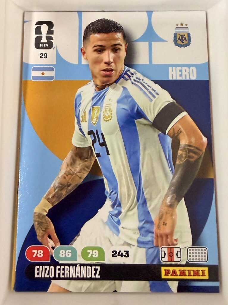 Enzo Fernández HERO #29 – Panini Adrenalyn XL FIFA World Cup 2026