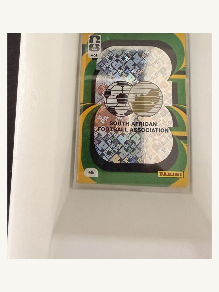 Escudo SAFA (Sudáfrica) #431 – Panini Adrenalyn XL FIFA World Cup 2026