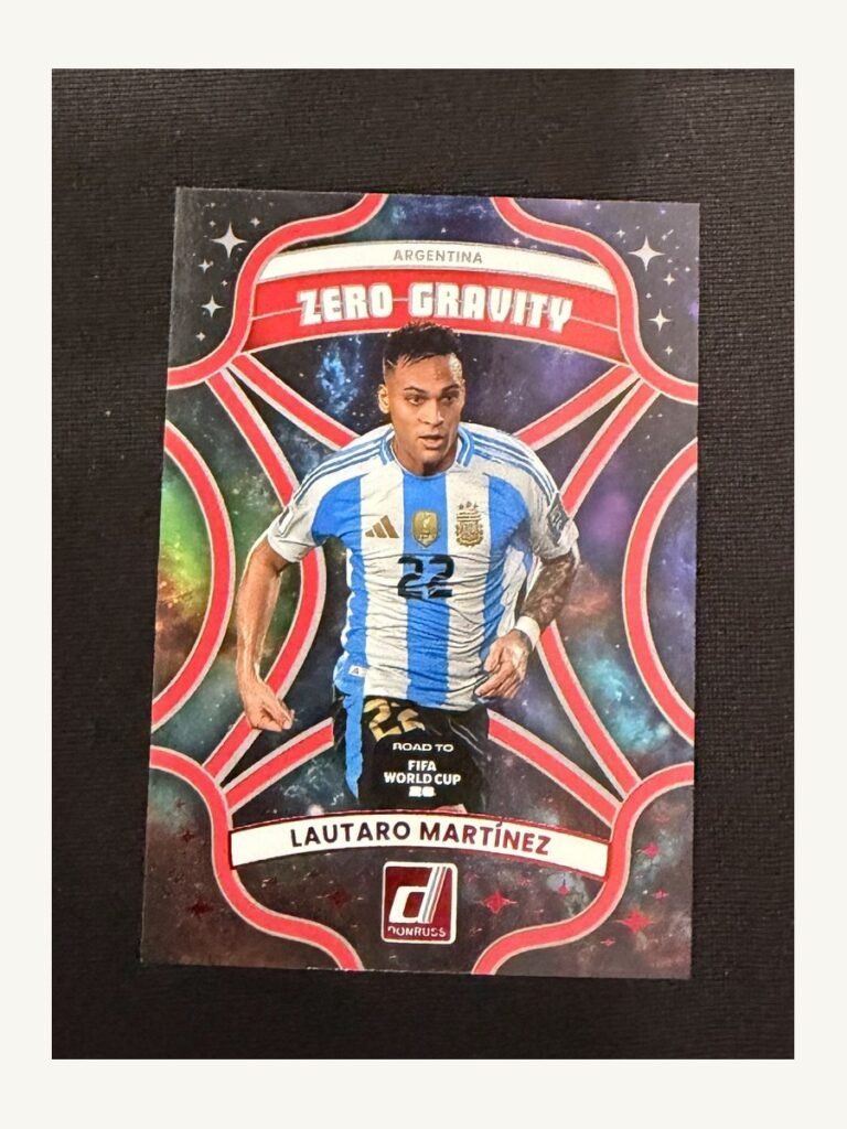 Lautaro Martínez #17 – Panini Donruss Road to FIFA World Cup 2026