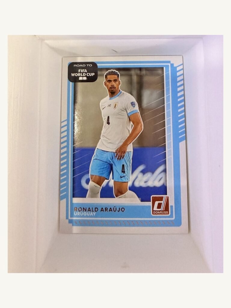 Ronald Araújo #51 – Panini Donruss Road to FIFA World Cup 2026