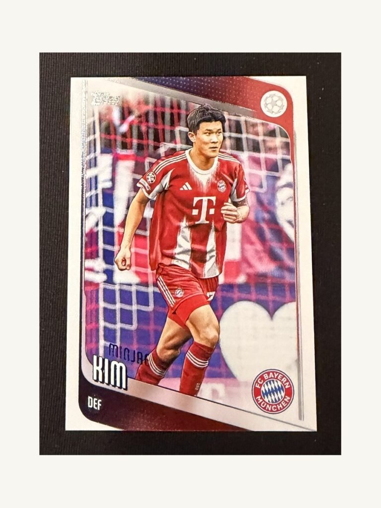 Kim Min-jae #101 – TOPPS UEFA Club Competitions 2025–2026