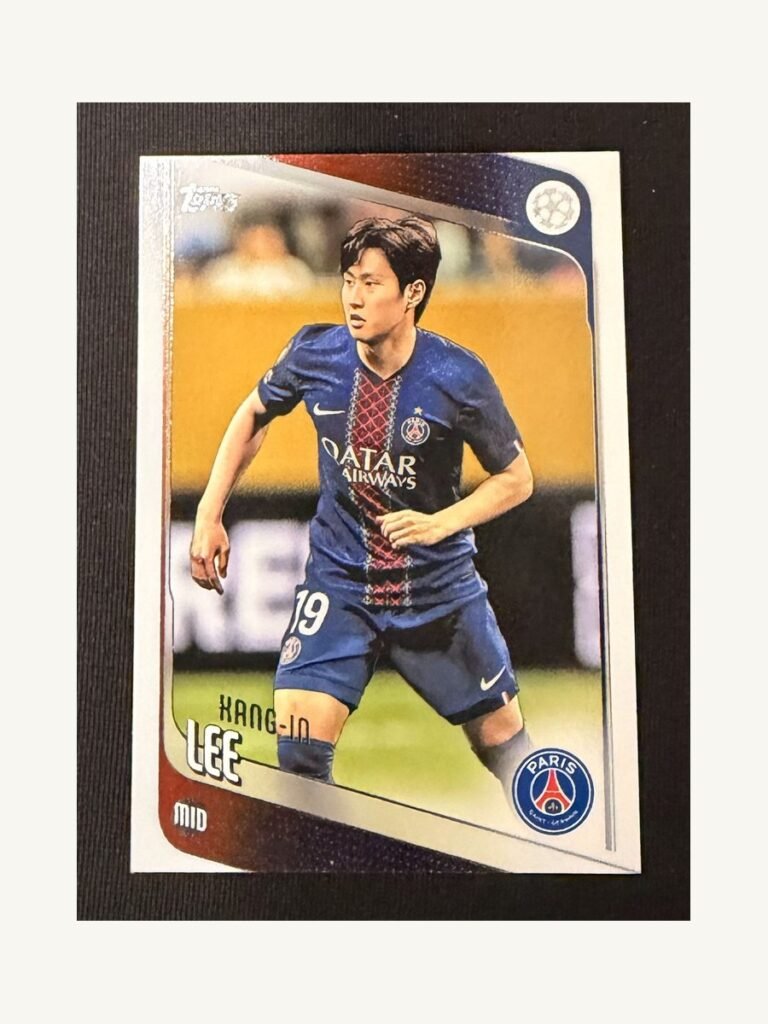 Kang-in Lee #185 – TOPPS UEFA Club Competitions 2025–2026