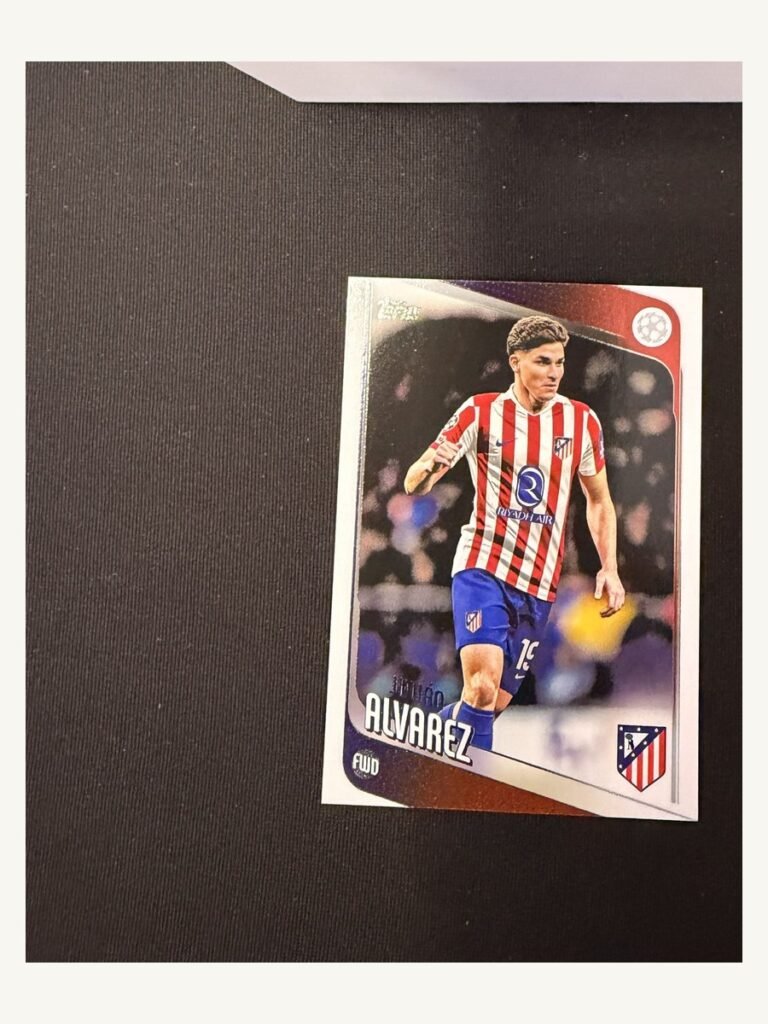 Julián Álvarez #154 – TOPPS UEFA Club Competitions 2025–2026
